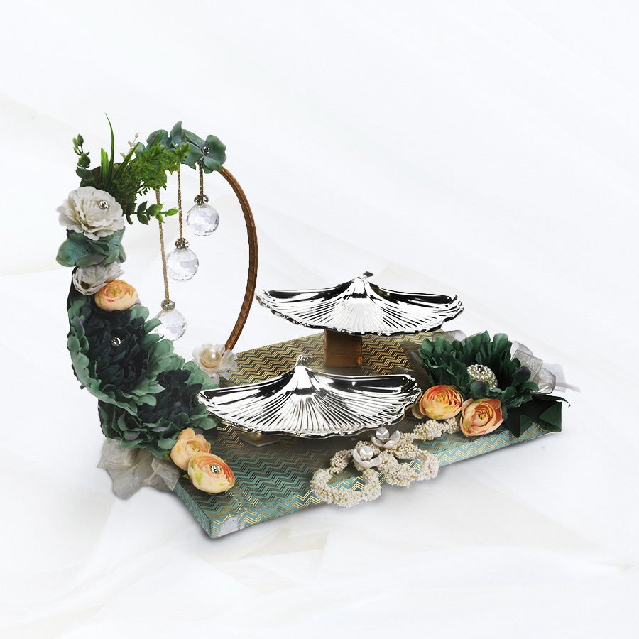 Fluted Design Shell Tray Hamper with floral and leaves decoration