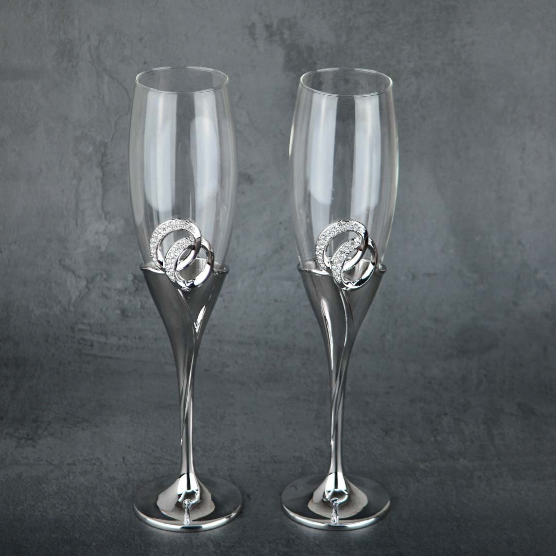 Interlooped Rings Silver Plated Champagne Flute Glasses (Set of 2)